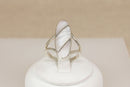 Distinctive Silver & Mother of Pearl Elongated Ring – Stamped 925
