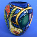 Moorcroft Queens Choice Small 19