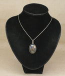 Stylish Sterling Silver & Labradorite Pendant with an18-Inch Prince of Wales’ Silver Chain