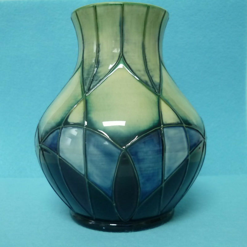 A Large Moorcroft Vase (Height 6.1inch). Indigo Pattern by Emma Bossons.