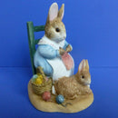Border Fine Arts Beatrix Potter Figurine Mrs Rabbit with Flopsy Bunny A1313