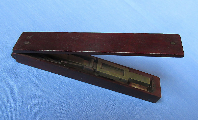 Antique Cased Brass Guinea/Half Guinea Balance/Scales By A.Wilkinson,Kirkby Nr. Liverpool