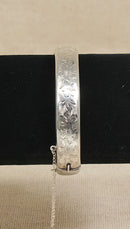Classic Vintage Sterling Silver Hinged Bangle – Birmingham 1961
