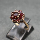 9ct-gold-garnet-cluster-ring-24k022b