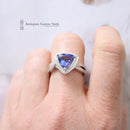 18ct White Gold Tanzanite & Diamond Ring