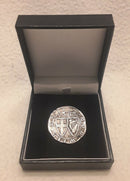 A Solid Silver Commonwealth Shilling Coin ( Under Oliver Cromwell .)