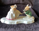 Royal Doulton Brambly Hedge figurine Doulton Ice Ball figurine DBH30 Limited Edition