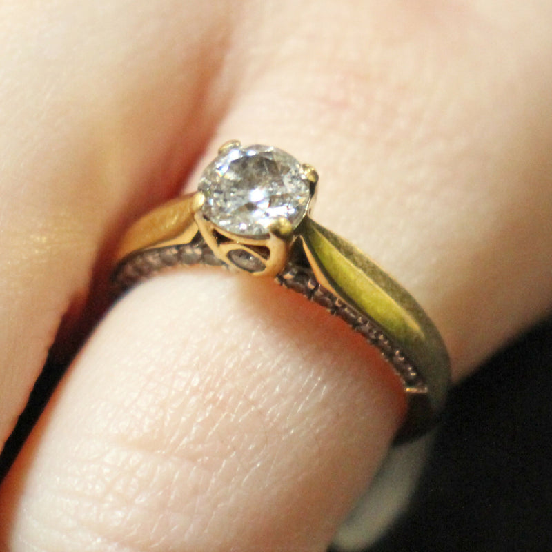 18ct gold diamond solitaire