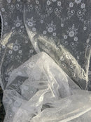 Flora Sprig A Laura Ashley Beautiful period floral Curtain Panelling 60”wide per metre