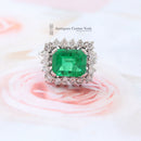 18ct White Gold Emerald & Diamond Cluster Ring