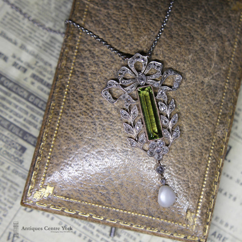 Edwardian Fine Peridot, Diamond & Pearl Necklace