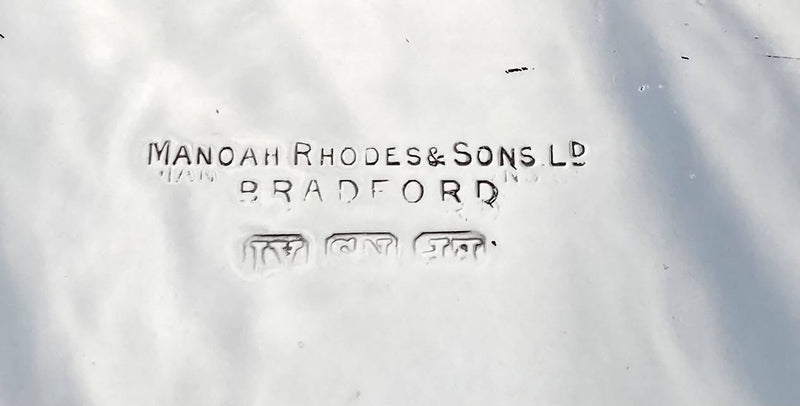 Early 20th Century Silver Plated Salver. Manoah Rhodes & Sons Ltd, Bradford.