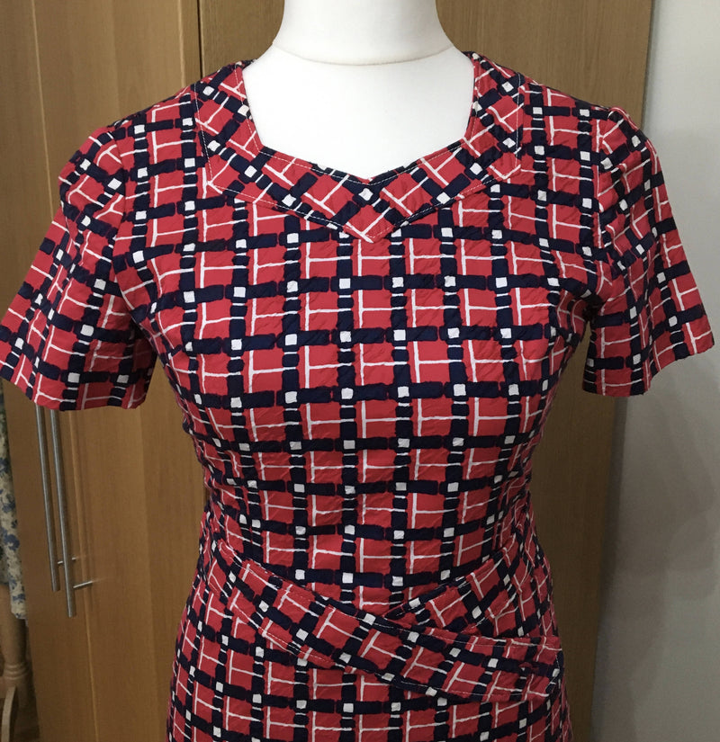 Pret-a-Porter 1960s Vintage Shift Mod Dress.
