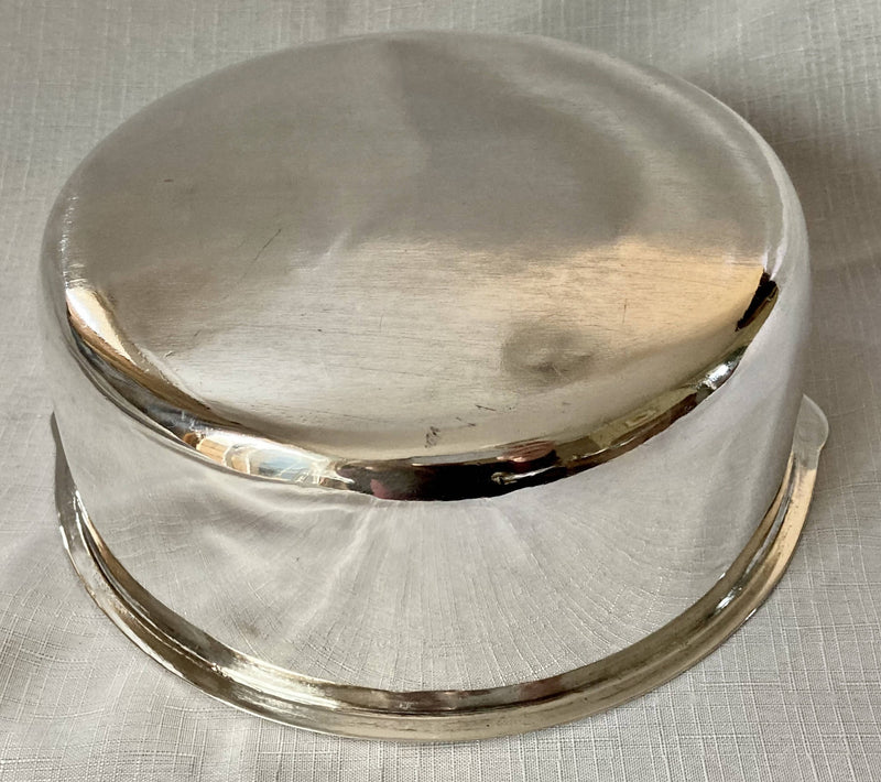 Matthew Boulton Old Sheffield Plate Souffle Dish with Insignia for Coldstream Guards, circa 1820.