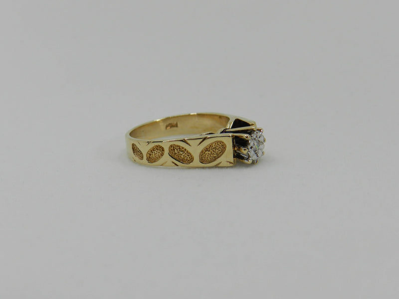 Diamond Solitaire Ring Gold