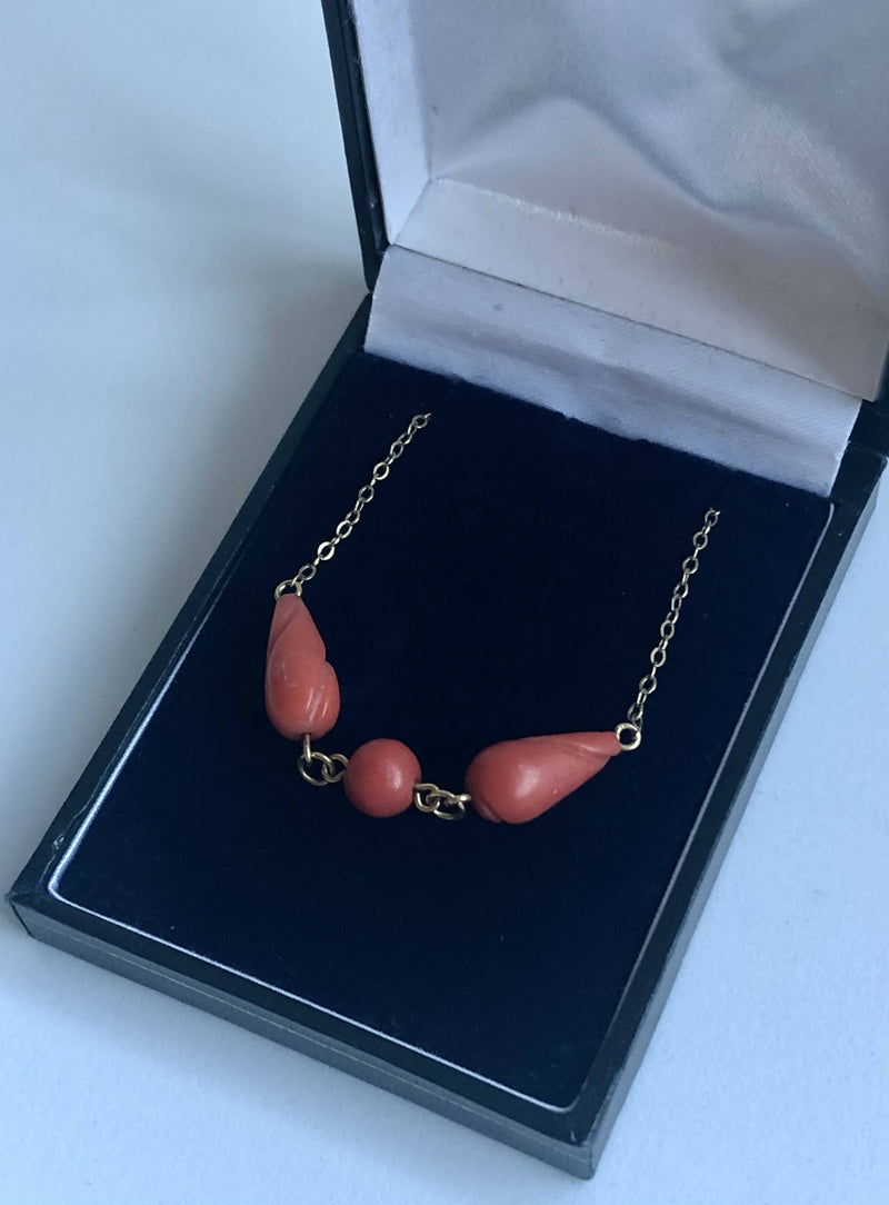 Edwardian Circa 1900 Hallmarked 9ct Yellow Gold Triple Coral Choker Necklace