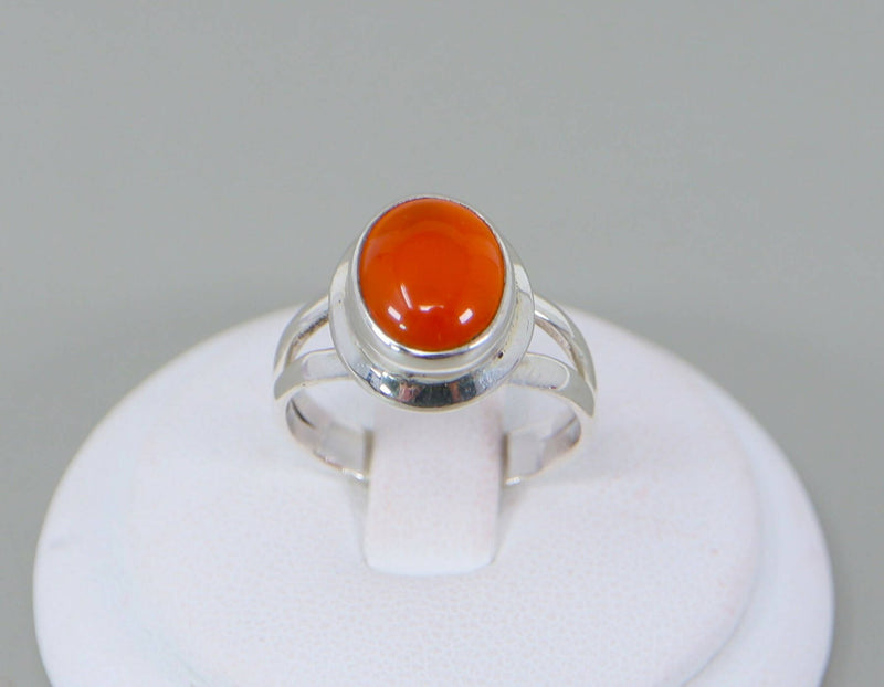 Vintage Silver & Cabochon Carnelian Ring