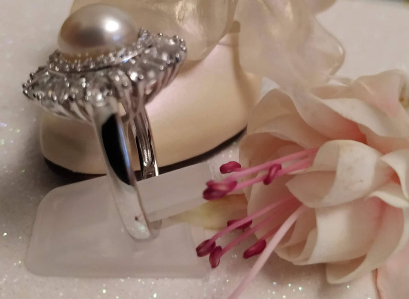New South Sea Pearl Zircon Halo Ring Size S