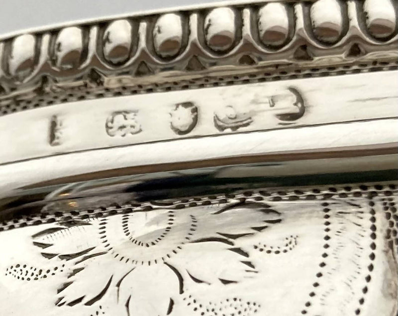 Georgian, George III, silver tea service. London 1811 Duncan Urquhart & Napthali Hart. 32 troy ounces.