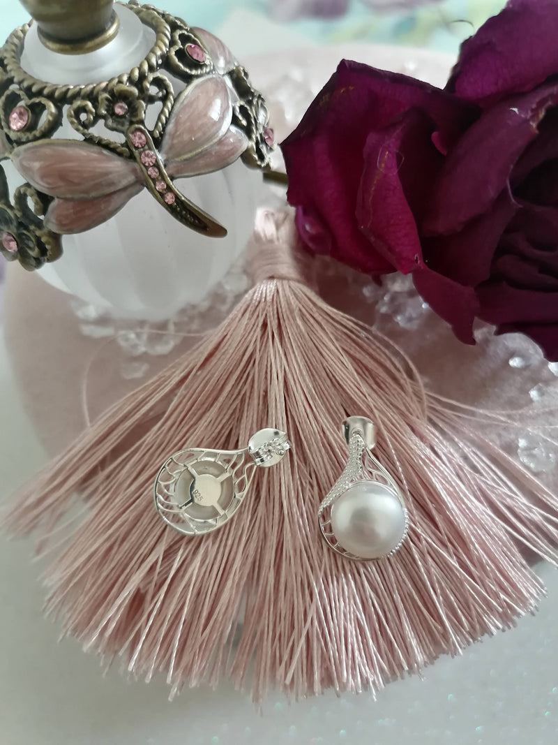 Freshwater Pearl Sterling Silver Stud Earrings
