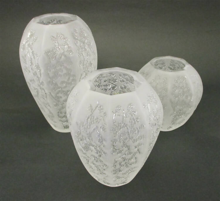 New Lalique: Medium Sakura vase