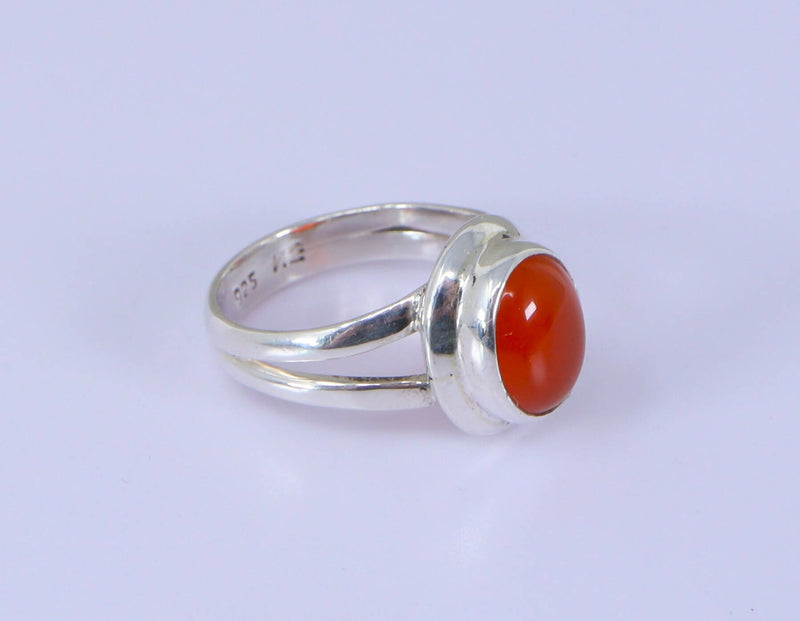 Vintage Silver & Cabochon Carnelian Ring