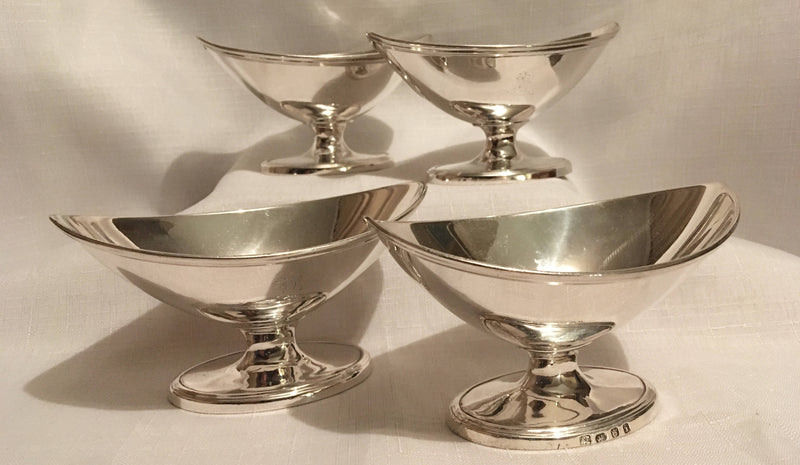 Georgian, George III, matching set of four silver pedestal salts. London 1784 Abraham Peterson & Peter Podio. 12.8 troy ounces.