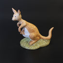 Royal Doulton Winnie the Pooh - Kanga and Roo, WP8