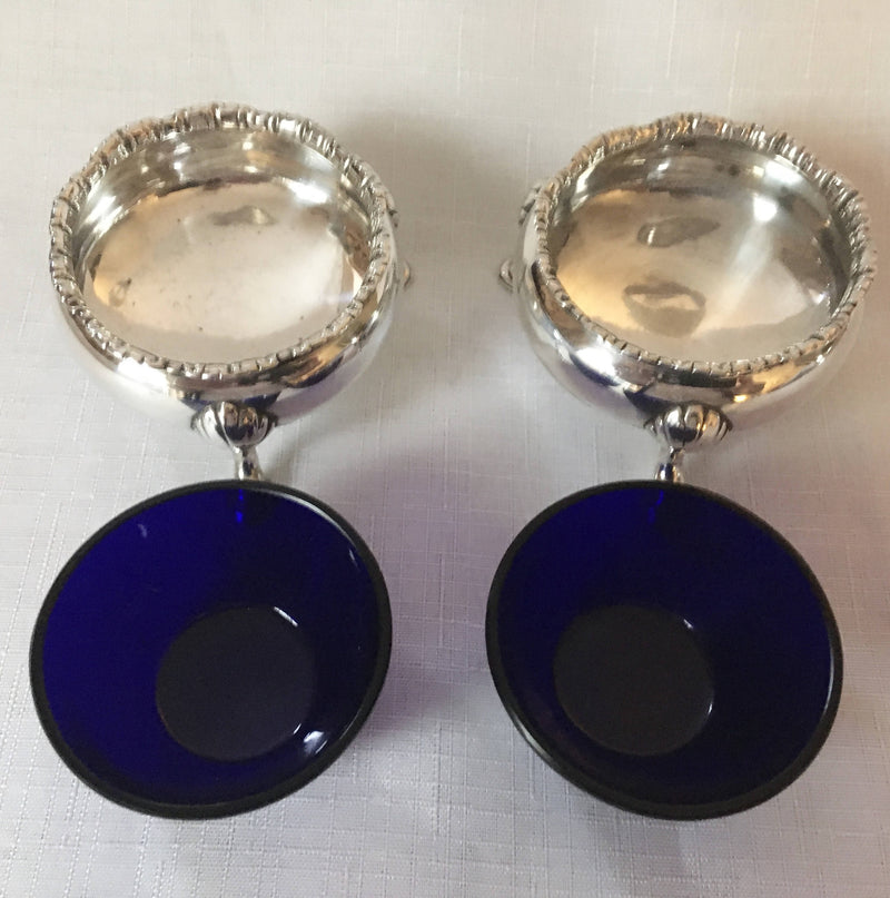 Georgian, early George III, pair of silver salts. London 1764 IS & AN. 3.4 troy ounces.