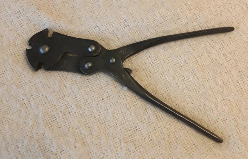 World War One British Army ,Dated Trench Wire Cutters.