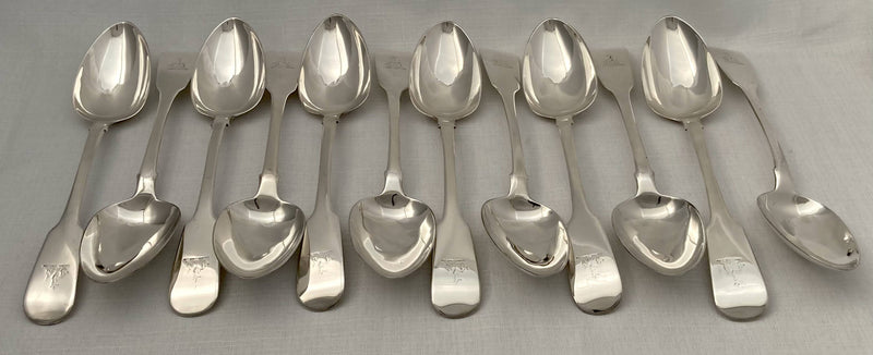 Georgian, George IV, Set of Twelve Crested Irish Silver Tablespoons. Dublin 1825-28 William Cummins. 30 troy ounces.