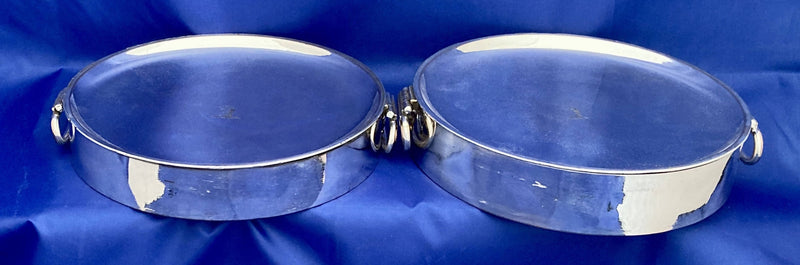 Georgian, George III, Pair of Crested Old Sheffield Plate Heated Dishes, circa 1800 - 1810.