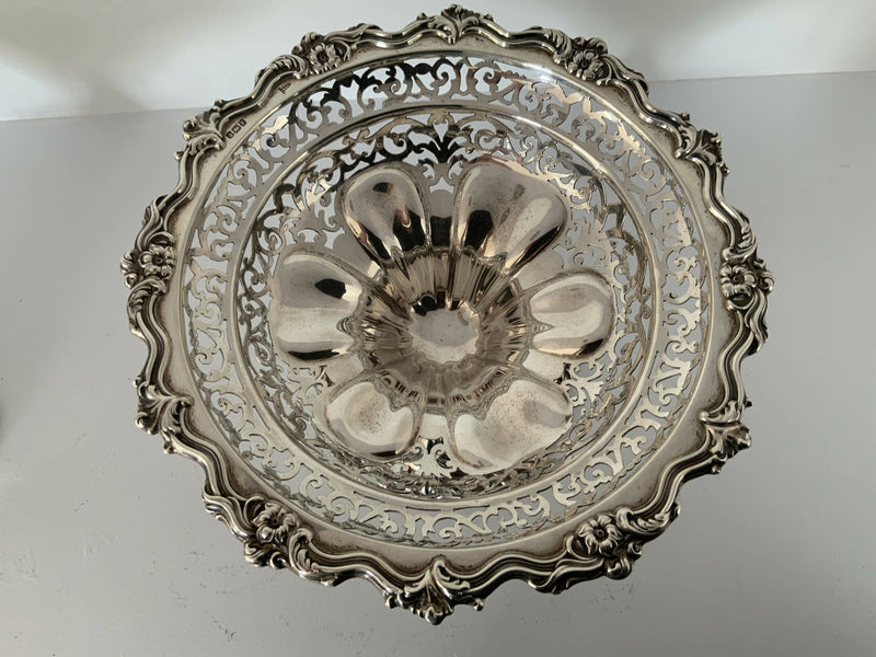 Edward Vll Sterling silver tazzas