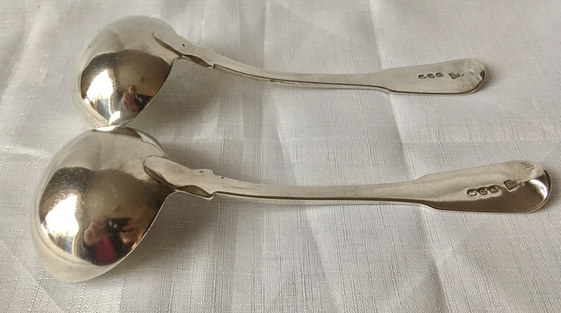 Georgian, George III, pair of silver thread pattern sauce ladles. London 1811 Richard Crossley & George Smith IV. 4.4 troy ounces.
