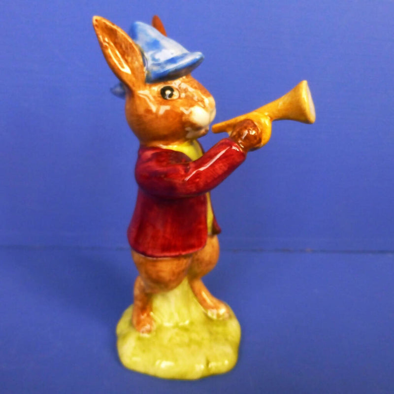 Royal Doulton Bunnykins Figurine - Rise and Shine DB11 (Boxed)