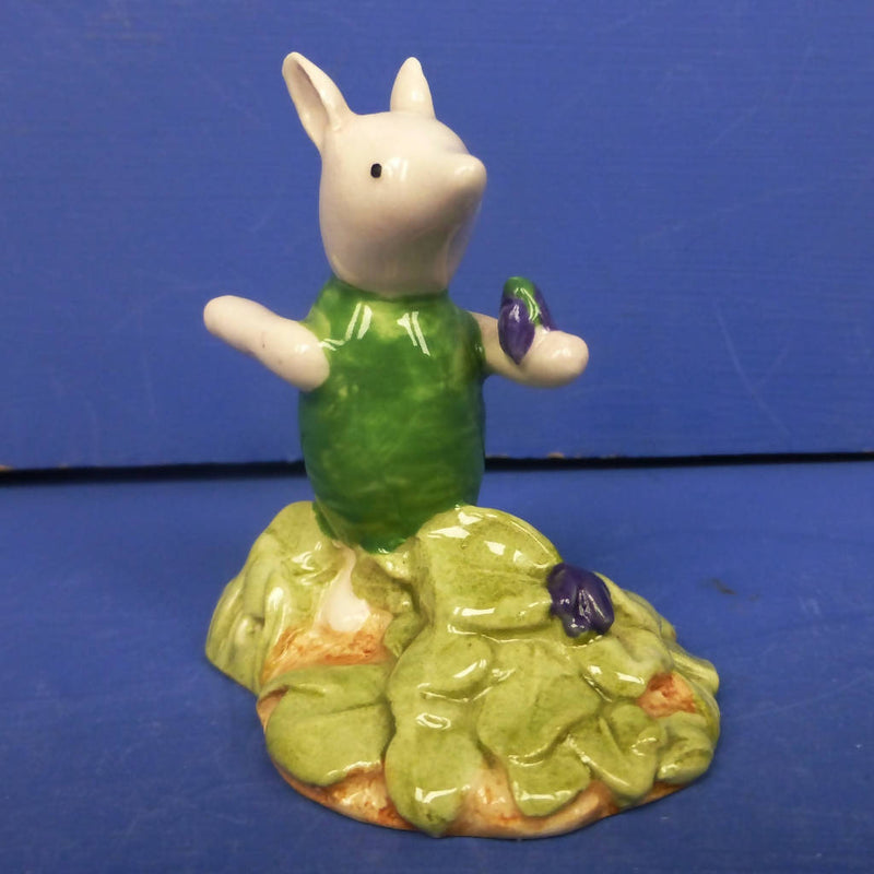 Royal Doulton Winnie The Pooh Figurine - Piglet Picking The Violets WP13