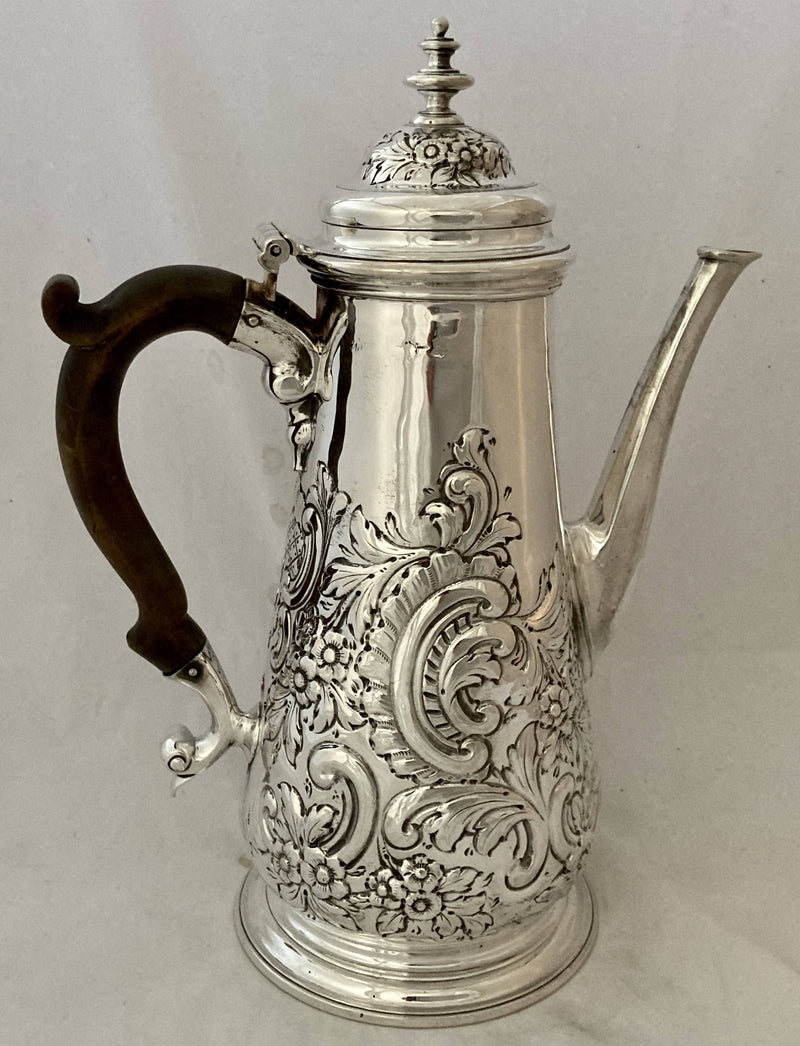 Georgian, George II, Silver Coffee Pot. London circa 1745 - 1760. 20.5 troy ounces.