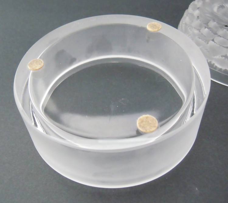 Lalique "Dahlia" powder pot/box,