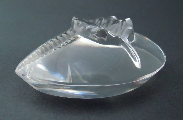 Lalique "Vincennes" paperweight