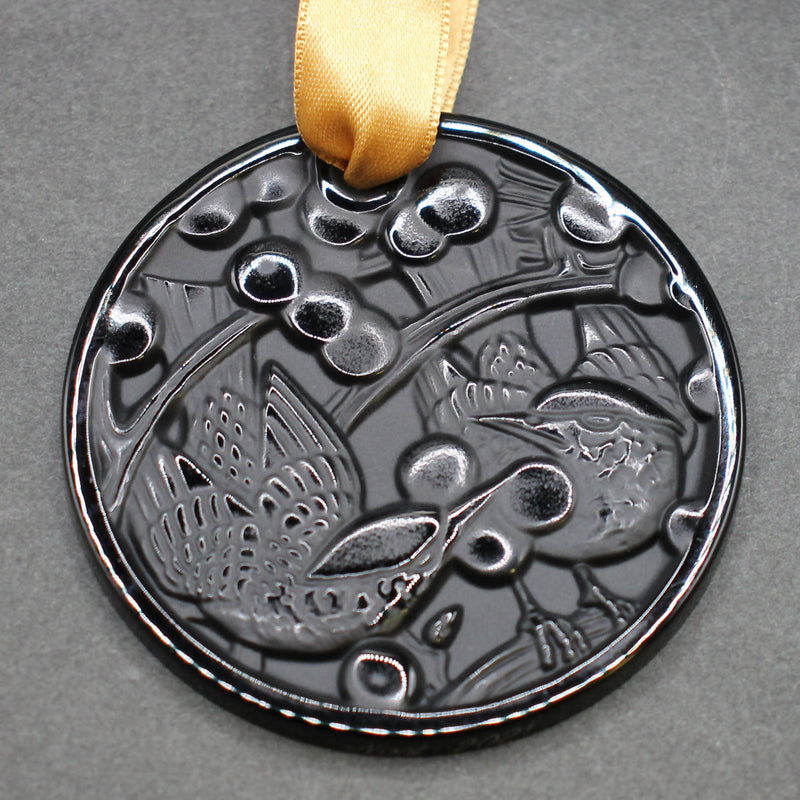 New Lalique: 2021 black crystal Christmas ornament