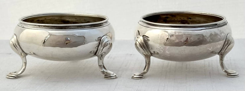 Georgian, George II, Pair of Silver Salts. London 1747 David Hennell I. 2.6 troy ounces.