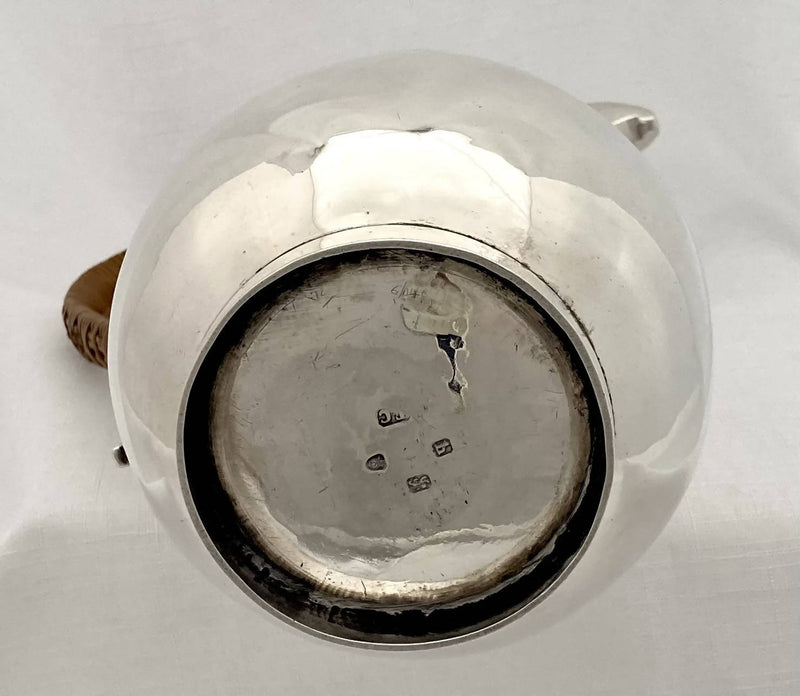 Georgian, George III, Silver Hot Water Jug. London 1783 Thomas Chawner. 25 troy ounces.
