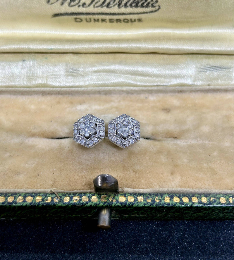 Hallmarked 9ct White Gold 0.25ct Round Brilliant Cut Diamond Earrings