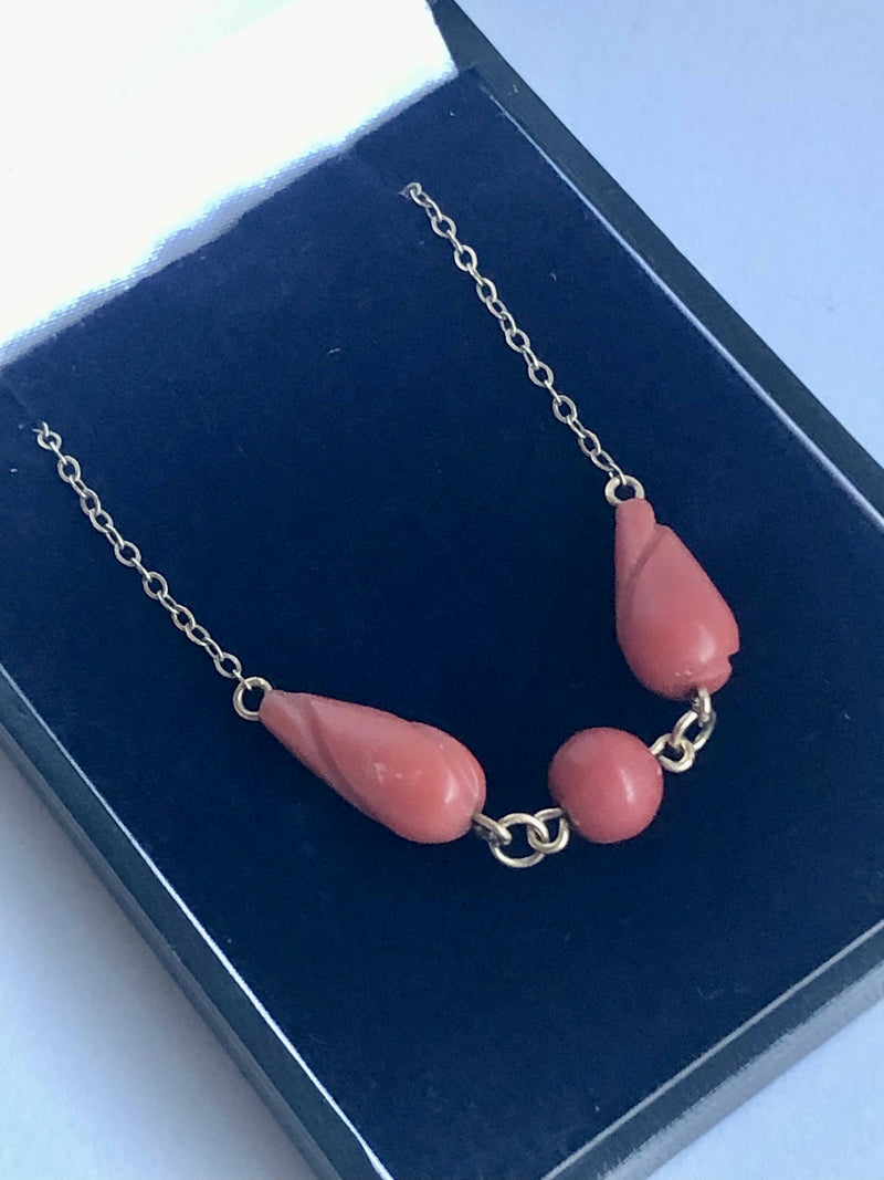 Edwardian Circa 1900 Hallmarked 9ct Yellow Gold Triple Coral Choker Necklace