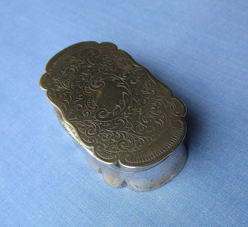 Serpentine Shape Silver Plated Snuff Box/Engraved Floral Decoration