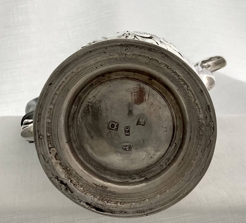 Georgian, George III, Silver Coffee Pot. London 1769 Francis Crump. 15.8 troy ounces.
