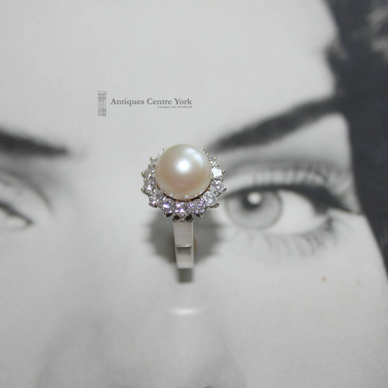 Vintage 18ct White Gold Cultured Pearl & Diamond Cluster Ring