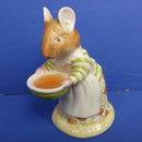 Royal Doulton Brambly Hedge Figurine - Mrs Toadflax DBH11