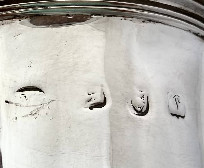 Georgian, George III, Silver Coffee Pot. London 1761 William Shaw II. 26 troy ounces.