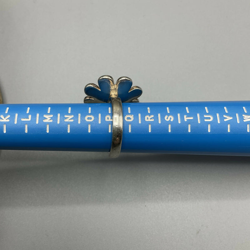Hallmarked silver enamel daisy ring